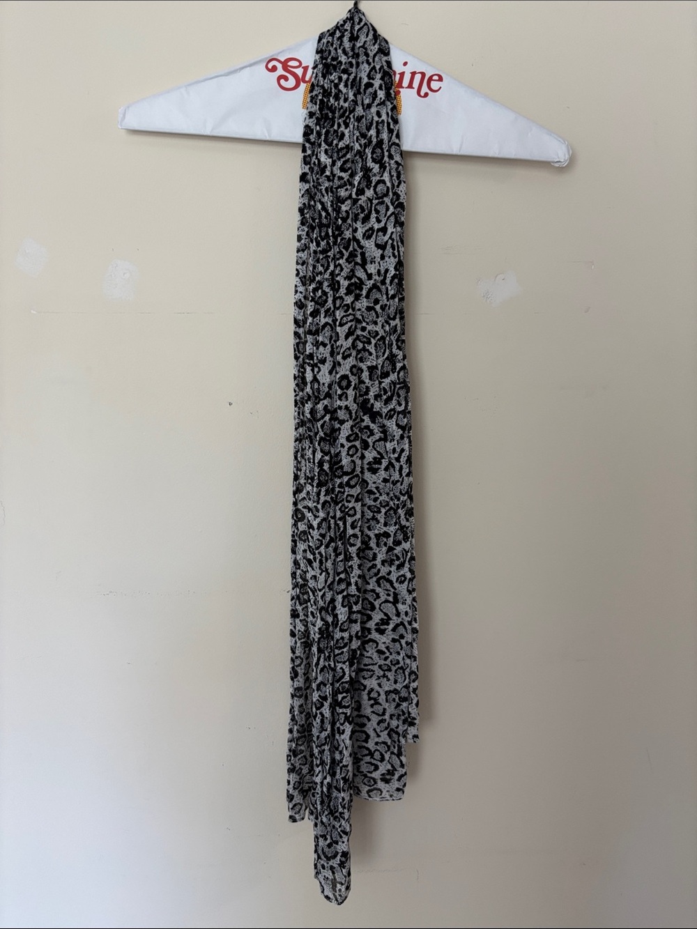 Lightweight Black and White Leopard Print Scarf